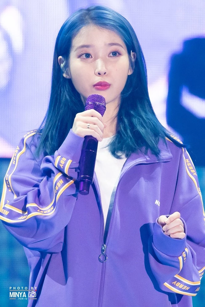 아이유 생일 이벤트 현장, 벌써 '코로나19' 집단 감염 잊었나