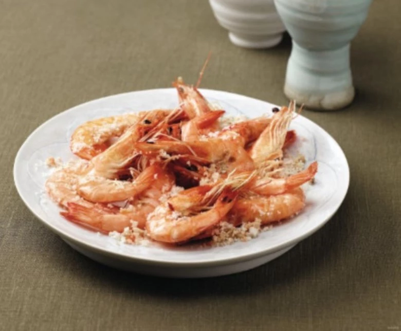 "이번엔 새우다..." 중국에서 '무지개 바이러스' 퍼졌다