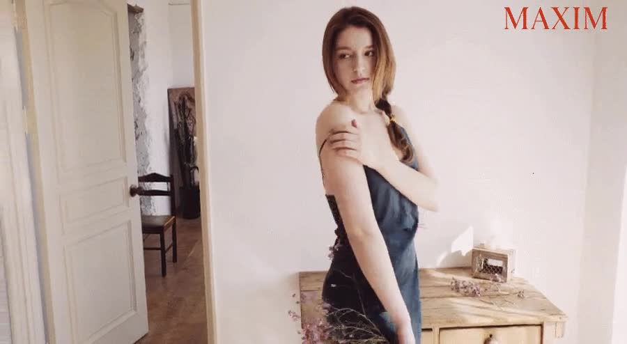 안젤리나 다닐로바 맥심